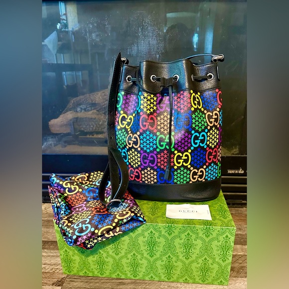 Gucci Supreme monogram Psychedelic bucket bag - Picture 1 of 13